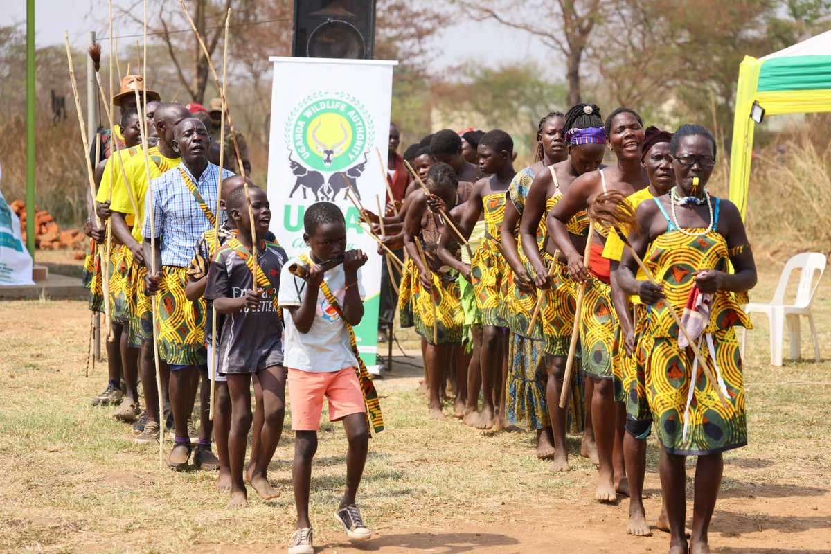 MTWAUganda's tweet image. Ajai Wildlife Reserve has been officially unveiled by Tourism Minister Hon.Tom R.Butime after the successful translocation of Rhinos. Come visit Ajai and @ExploreUganda. @GovUganda @mugarra @UKinUganda @ugwildlife