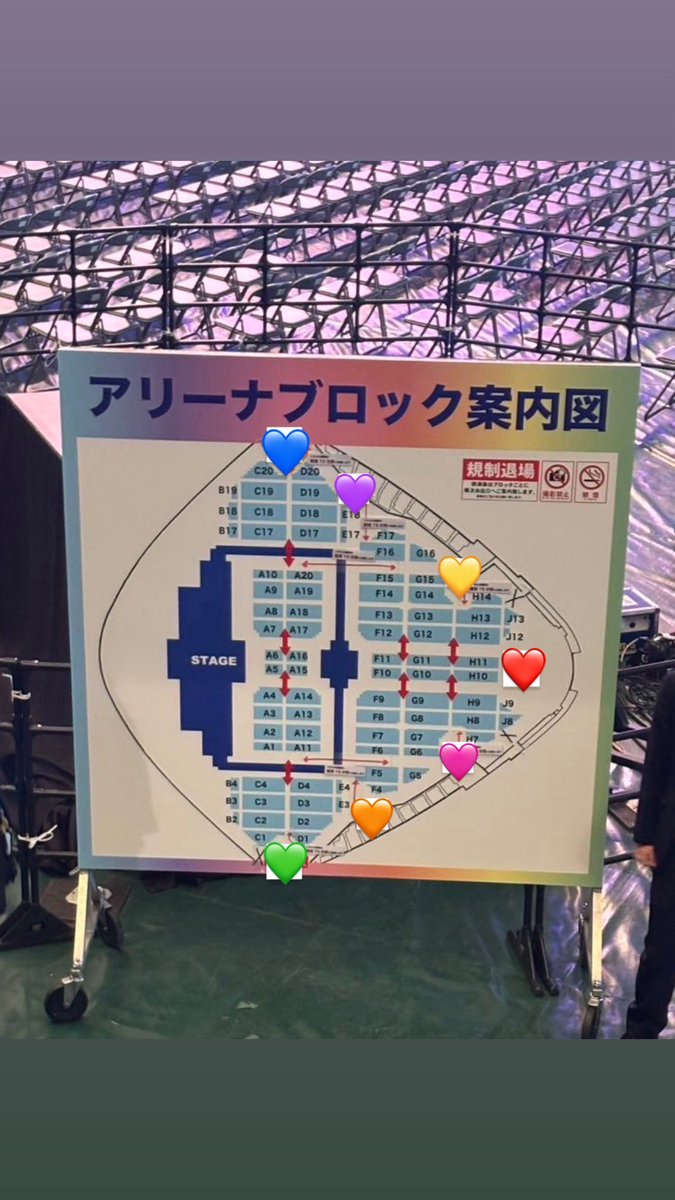 トトロ tweet media