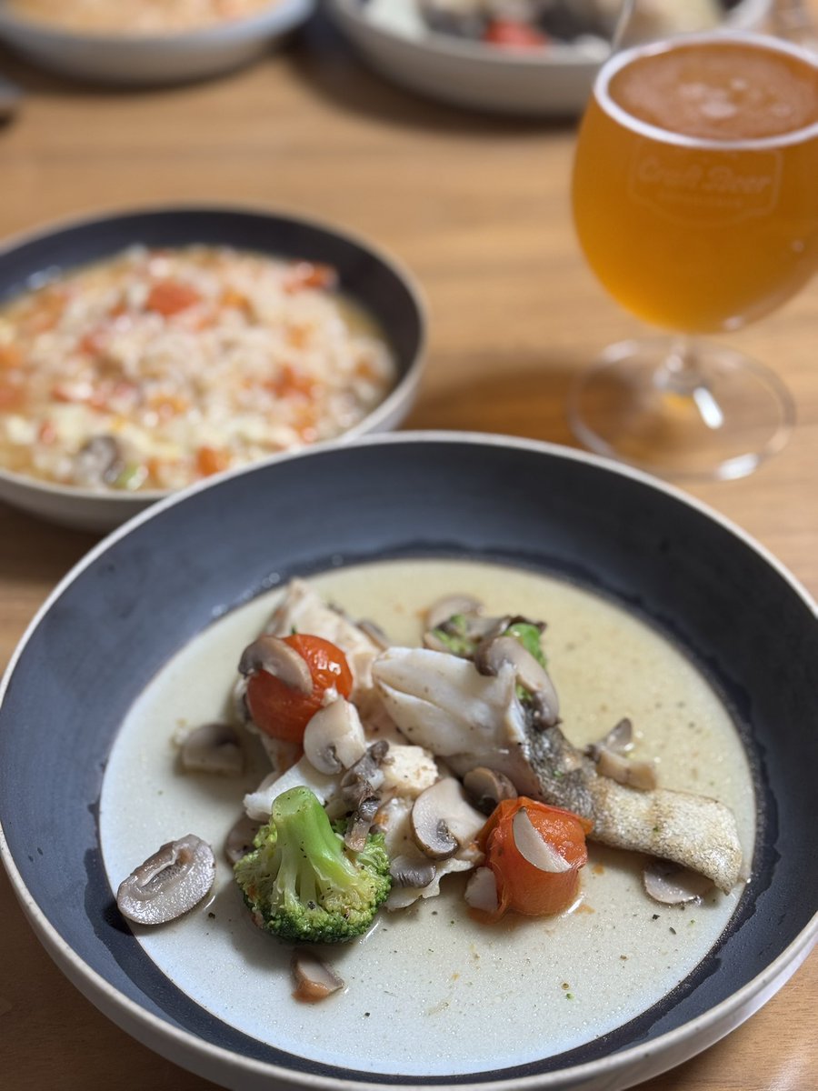 Jun_No13's tweet image. 三連休の〆はこちらのビールで乾杯🍻
#宅呑み 
#クラフトビール 
#Revision 
#DIPA