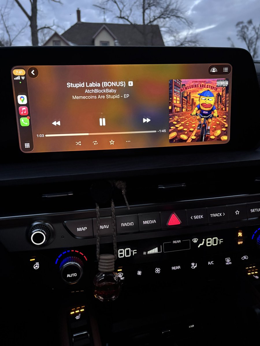 GM

When your own anthem comes on… 😮‍💨

Labia x <a href="/AtchBlockBaby/">AtchBlockBaby</a>

Memecoins are $STUPID 🚫🧠