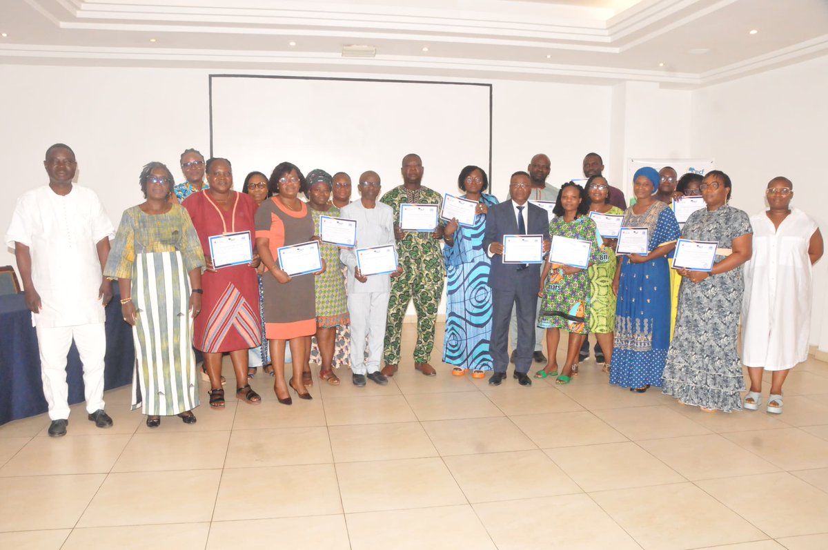 AECFAfrica's tweet photo. In #Cotonou, Benin, women entrepreneurs, policymakers, and climate practitioners examined what climate risk is already doing to women-led businesses and what it takes for them to keep growing in that reality.
Through the Investing in Women's Entrepreneurship for a Greener Economy (IFEV)-Benin program, implemented by AECF with support from Global Affairs Canada | Affaires mondiales Canada, the Gender, Climate Change, and Green Entrepreneurship workshop brought together 35 participants from across Benin to focus on access to finance, climate-smart business models, and the policy conditions that allow green enterprises to grow.
This training is part of a wider effort to power enterprise growth through the SMEs in Benin by channeling capital, technical support, and institutional attention toward women-owned businesses, cooperatives, and associations that are building viable enterprises while responding to climate risk.