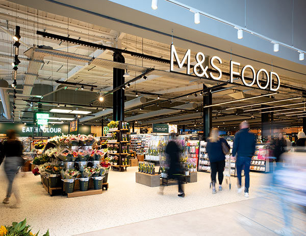 Sharesify's tweet image. We've just published a note on why Marks &amp;amp; Spencer shares look 'Remarksable' value to us: #MKS  

sharesify.com/marks-spencer-…