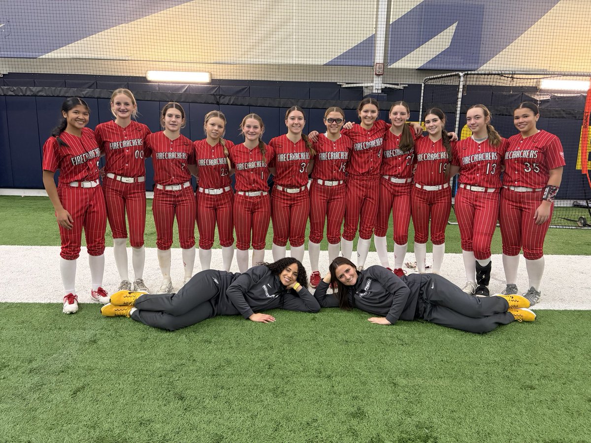 FCNatlPiconke's tweet image. Thank you @ToledoSoftball for hosting a great team camp! It was an amazing learning experience for our group! @jess_bracamonte @Staci_Chamberss @kayla_noch 

#FCStrong 🧨💪🏼