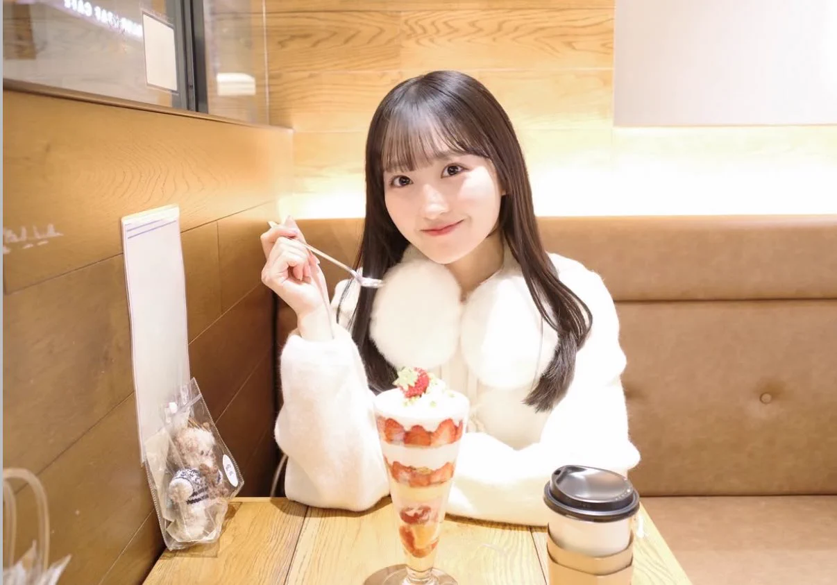 pyon🪄︎︎アイドル私服衣装特定(乃木坂┊︎櫻坂┊︎日向坂 etc) on X