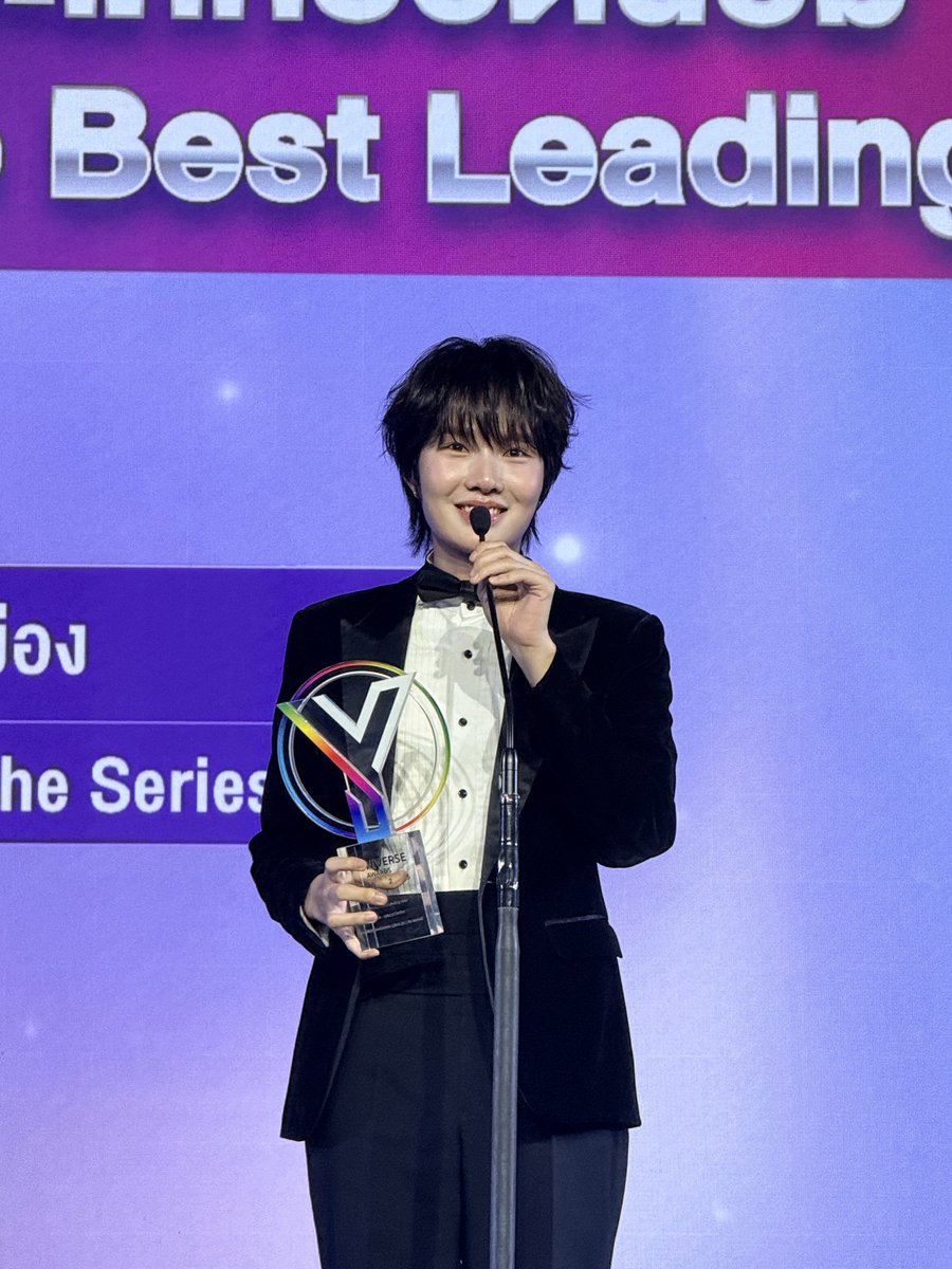 savewrg's tweet image. @nampingnapat  ยินดีด้วยนะค้าบบบ ภูมิใจ🎊💖

#YUniverseAwards2025xDMD