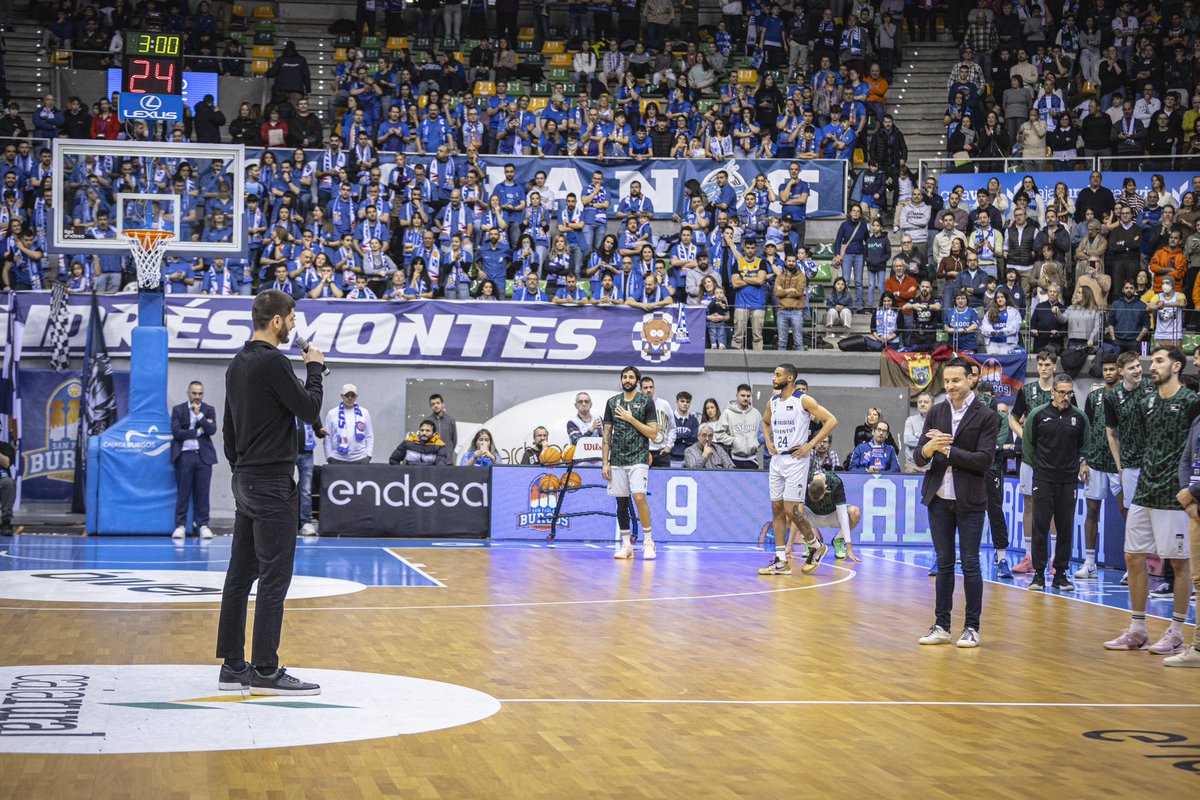 Alex Barrera tweet media