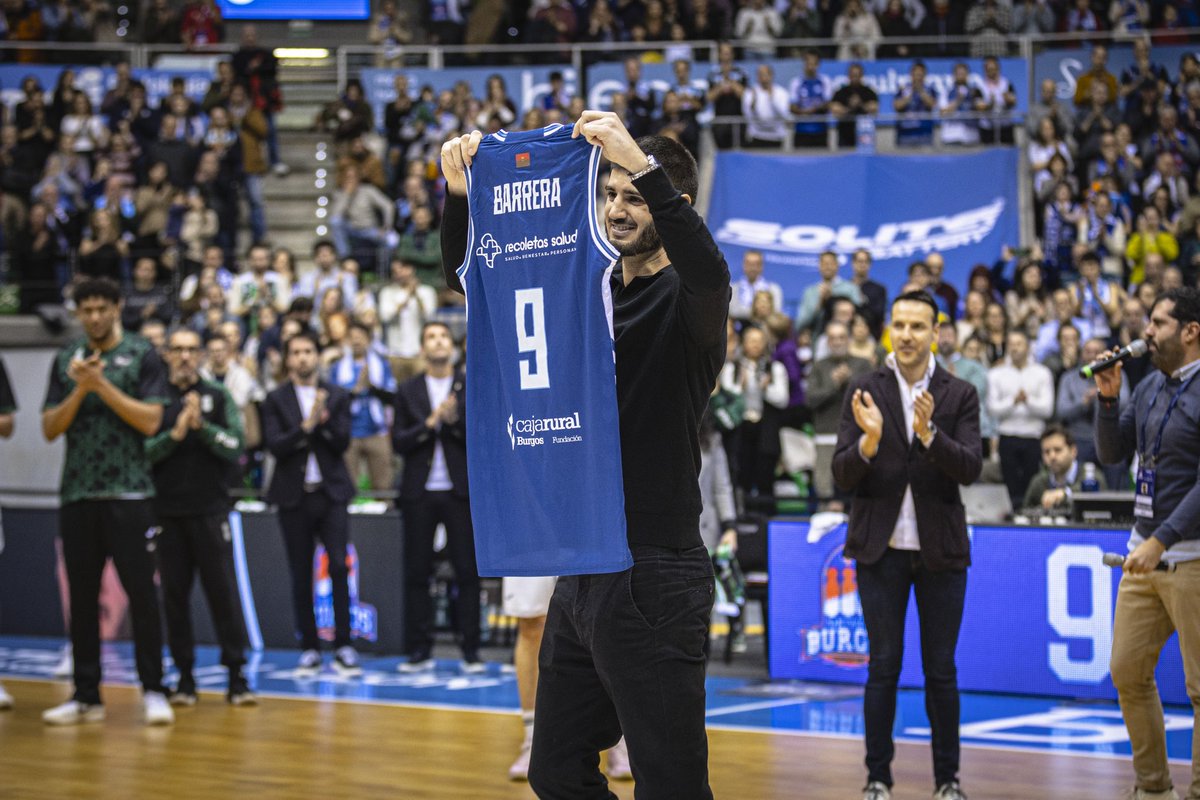 Alex Barrera tweet media