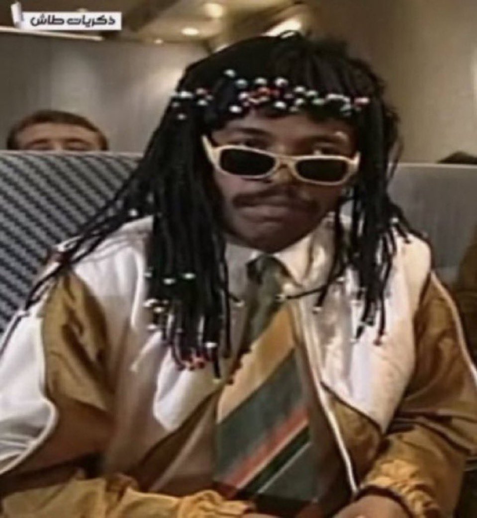 يجهزونه ويهاطون فيه اخر شي تسبب ببلنتي