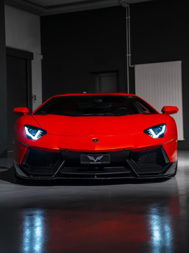 CarCultureCC's tweet image. Lamborghini Aventador 🛡️