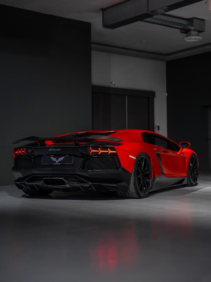 CarCultureCC's tweet image. Lamborghini Aventador 🛡️