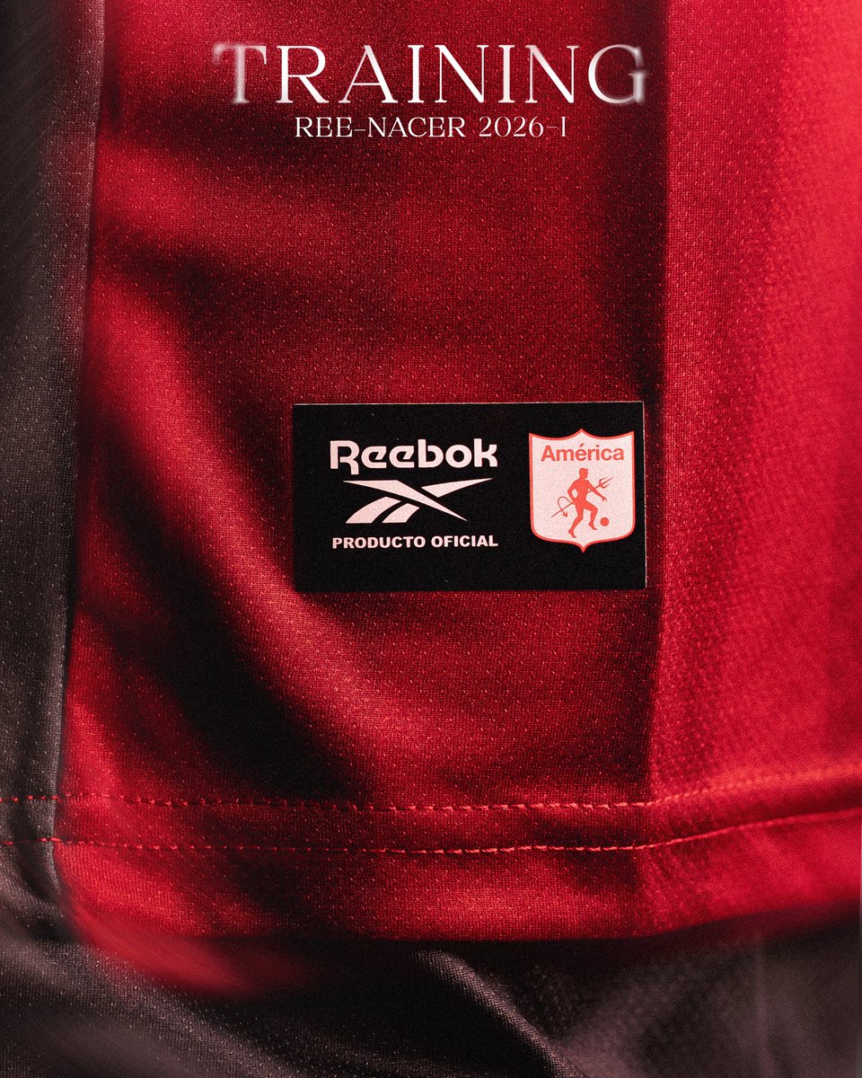 CasacaEscarlata's tweet photo. Buen arranque de Reebok con las camisetas de entrenamiento 😍 https://t.co/GptVI91r5x