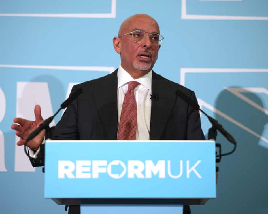 TStandfield1789's tweet photo. Tory arrogance and conceit.
So Zahawi thinks he should have been made a Tory peer.
A man who tried to defraud the taxpayer when he was in charge of taxation, and expected the taxpayer to pay for heating his stables.
A peerage?
He's not fit to be in public life.
@nadhimzahawi https://t.co/CHxltTOMCC