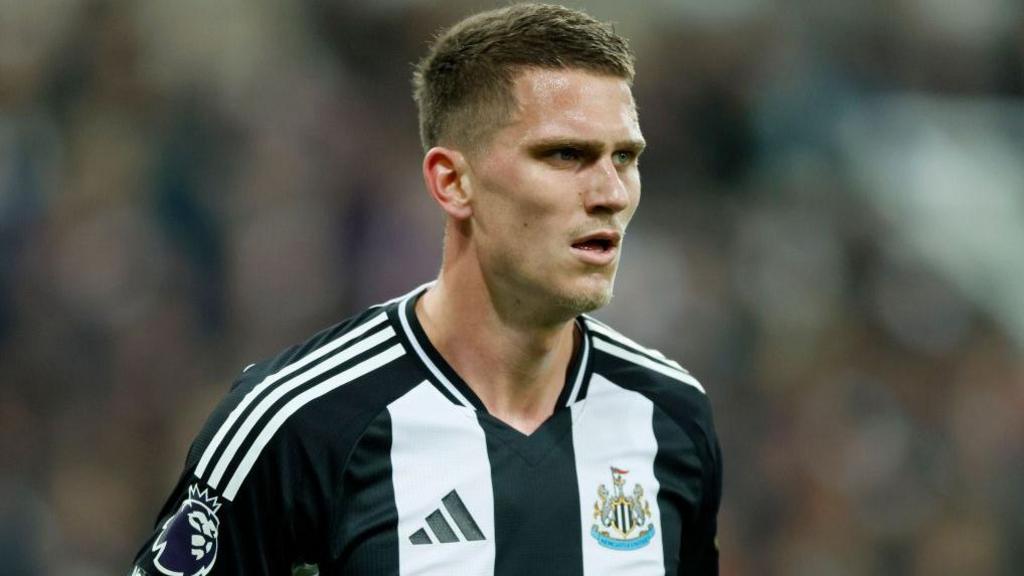 MsiDouglas's tweet photo. 🚨 BREAKING: Sven Botman signs a new long-term contract taking him through to 2030. ✍️

Eddie Howe says 'more to come' from Botman. 

Feather in the cap of Ross Wilson, who has got this sorted out quickly. https://t.co/wxeeYwgJiO