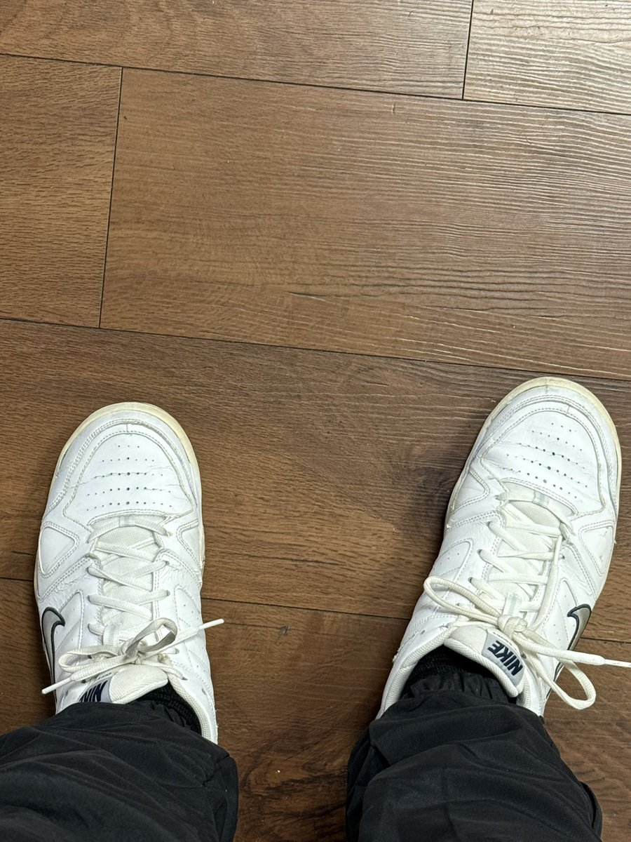 Alpha Chris London tweet media