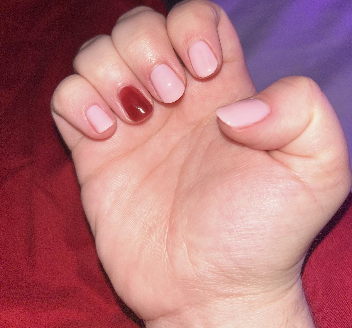 smallbeanVT's tweet photo. Started doing my own nails!! Nothing like watching anime and doing nails. It’s so relaxing! ❤️ https://t.co/LHiKITCxFU