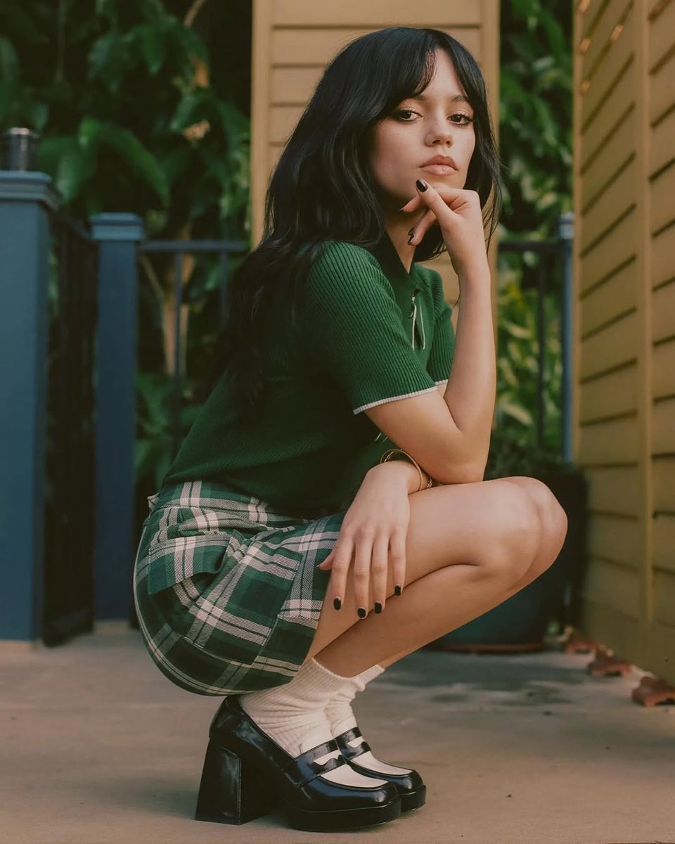 jennaortega13om's tweet photo. Old Photos of Jenna Ortega for NYLON Magazine.
Via post photo Instagram @mrenriquemelendez:
January 12, 2022
4 years ago.
#Jenna #Ortega #JennaOrtega #Jennaism #GODDESS #QUEEN #AcceptYourIdol #Dawn #SavingFlora #TaraCarpenter #ScreamV #Scream5 #Scream #ScreamMovie https://t.co/7fT50XHeJb