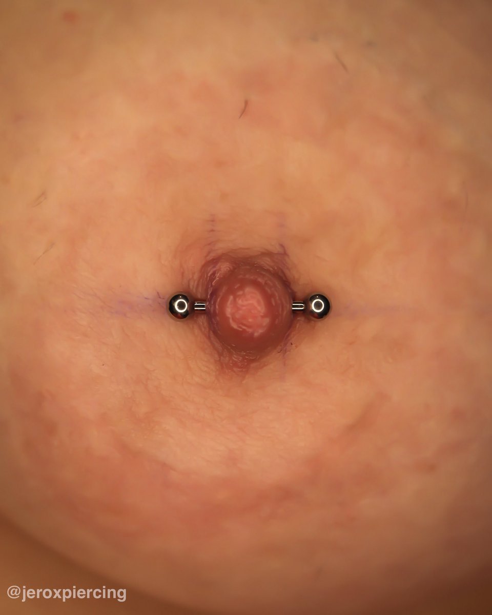Jeroxpiercing's tweet photo. ✨Nipple piercing✨
Par de perforaciones en pezones colocando joyería básica de titanio grado implante 👌🏽
Quieres realizarte los tuyos de forma segura y profesional? Agenda tu cita ⬇️

https://t.co/GXHinAxGiY https://t.co/apWOaAF9D9