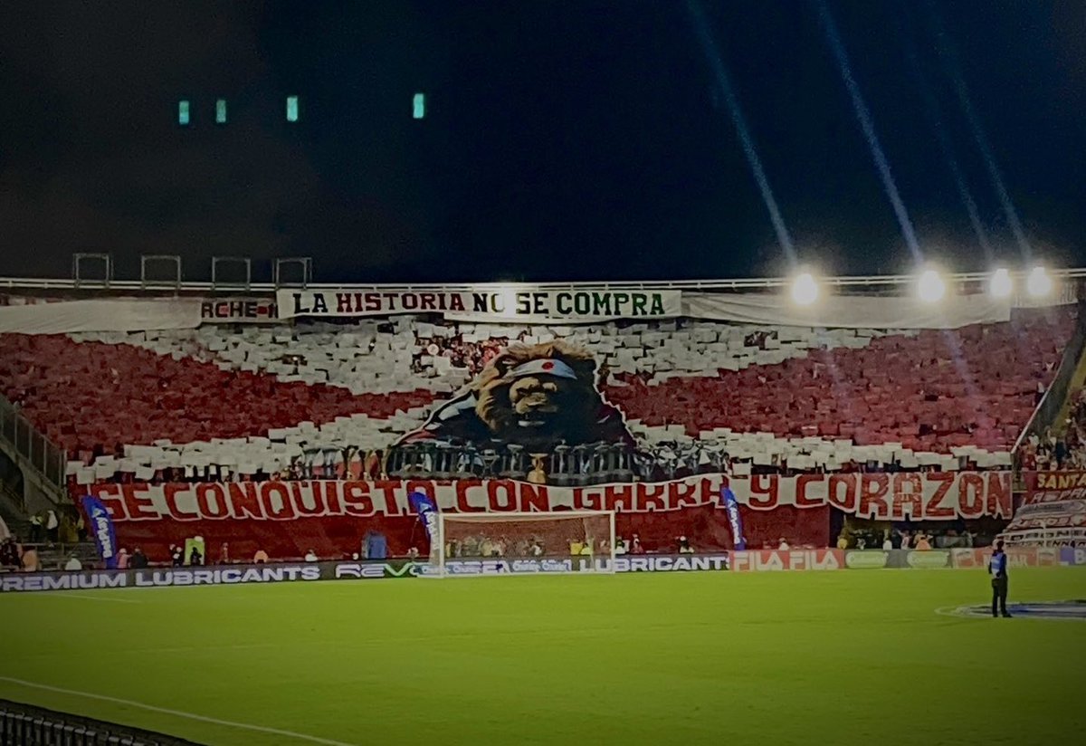 ¡Feliz cumpleaños a la La Guardia Albi-Roja Sur🇮🇩!

📌 Hoy se celebran los 29 años de la fundación de <a href="/lgars_Oficial/">LA GUARDIA ALBI-ROJA SUR</a> , el pulmón de la hinchada de <a href="/SantaFe/">Independiente Santa Fe</a> 🦁.

¡Qué este año llegue cargado de mucho aliento y de nuevos tifos icónicos!