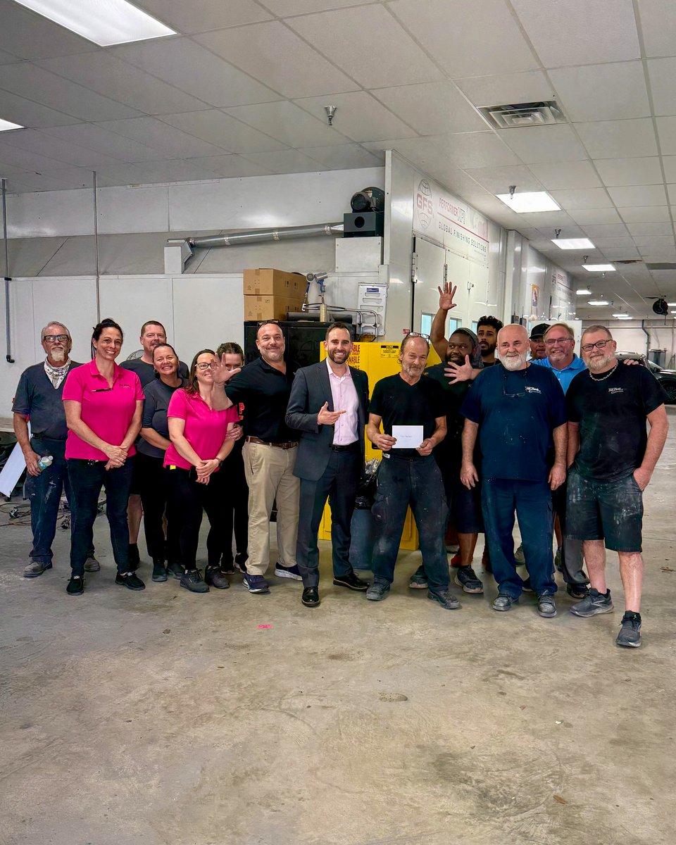 bushcollision's tweet photo. Sending a big high-five to Body Technician, Paul Lawhorn, on his five-year anniversary at Tom Bush! We're so glad he joined our team and we're thrilled to see where the next five will take him! https://t.co/LP1l7UIajW