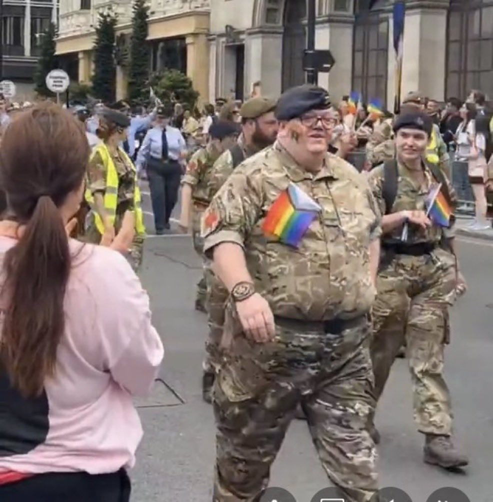 Daily Romania tweet media