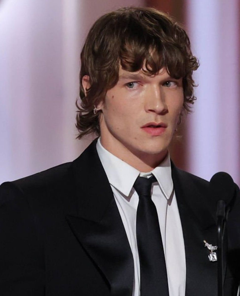 sinieshtanishki's tweet image. welcome back sam winchester