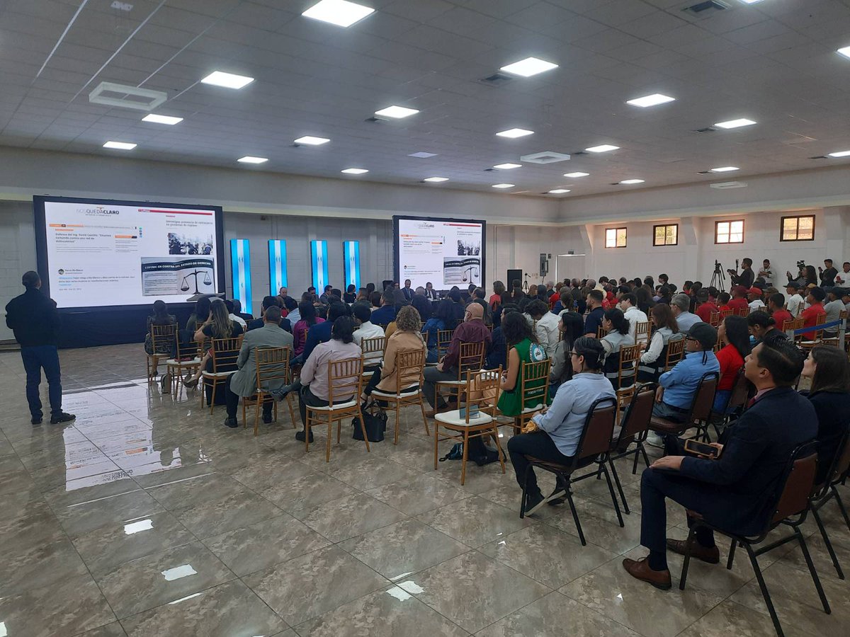 PBIHonduras's tweet photo. 🔍 El día de hoy, observamos la presentación del informe final del #GIEI sobre el asesinato de la defensora de derechos humanos Berta Cáceres, delitos conexos y medidas de reparación integral. 
👉 Consulta el informe aquí: https://t.co/PWXtG2cc4j https://t.co/GGw85qCpn9