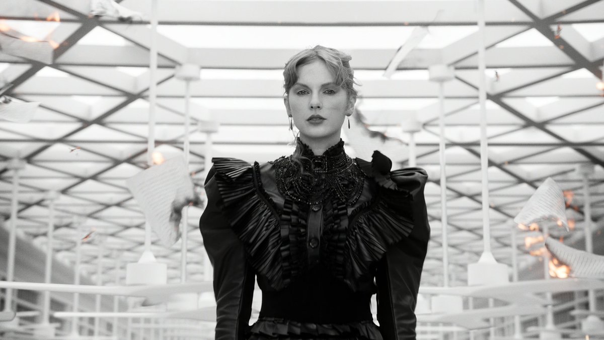 belloworldD's tweet photo. ในปี 2025 “Taylor Swift” ได้รับยอดวิว 3-3.พันล้านวิวโดยประมาณ*

และเมืองที่รับชม music video ของเทย์มากที่สุดในปี 2025 :
🥇 กรุงเทพ 🇹🇭 
🥈 จาการ์ตา 🇮🇩 
🥉 เกซอนซิตี 🇵🇭 
4. โซล 🇰🇷 
5. กัวลาลัมเปอร์ 🇲🇾
6. ลอนดอน 🇬🇧
7. เม็กซิโกซิตี 🇲🇽
8. นิวยอร์ก 🇺🇸
9. มะนิลา 🇵🇭
10. ซิดนีย์ 🇦🇺 https://t.co/JsBVTVgUDT
