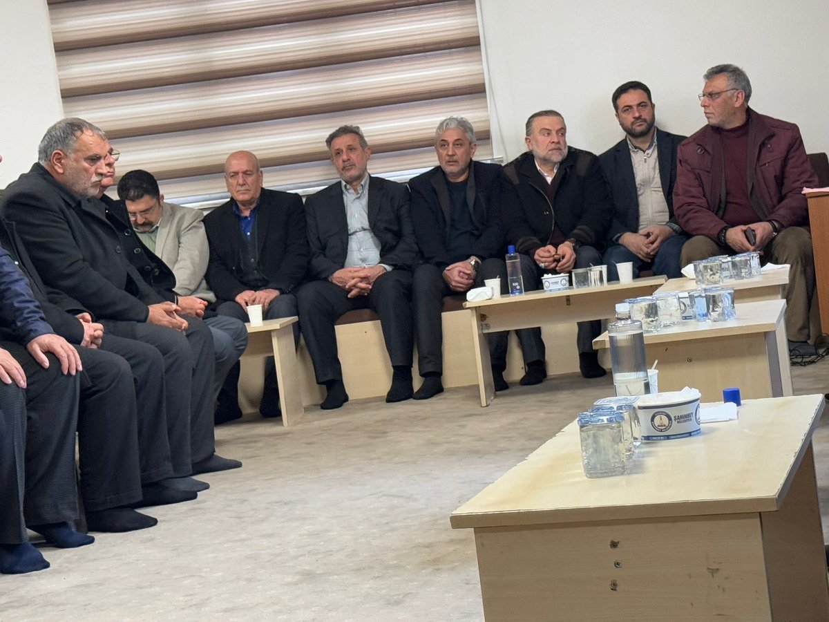 Gaziantep Milletvekilimiz Sayın İrfan Çelikaslan'ın kıymetli halasının vefatı nedeniyle taziye ziyaretinde bulunduk.Merhumeye Allah'tan rahmet, İrfan Çelikaslan Milletvekilimize,ailesine ve sevenlerine başsağlığı diliyoruz.
Allah c.c rahmet eylesin,mekanı Cennet olsun inşaAllah.