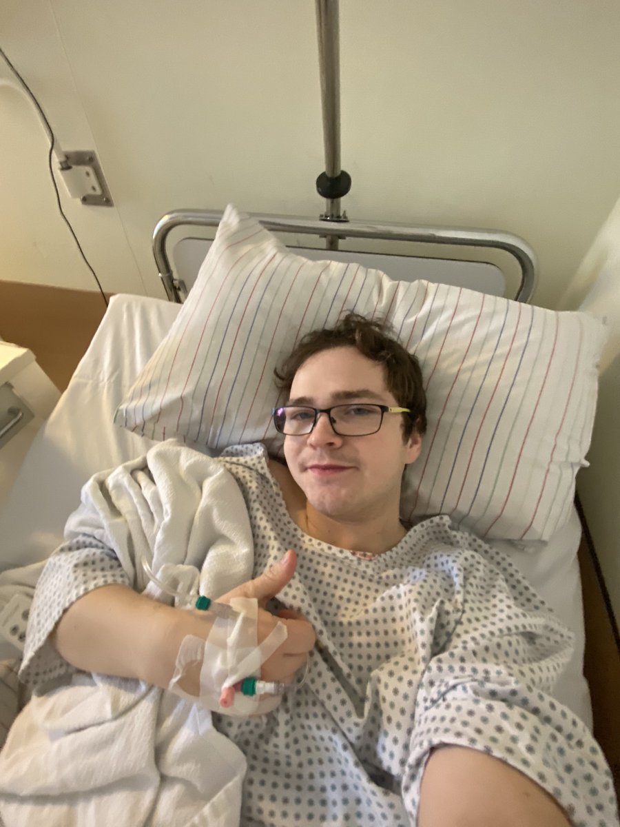 Daschury tweet media