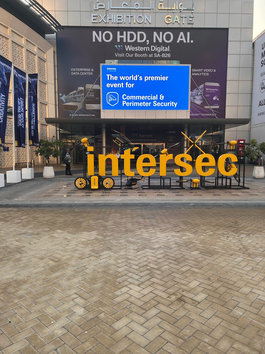 LENSEC's tweet image. 🎉 Intersec Dubai 2026 is here, and it was a good day 1 today!
Stop by to explore our latest solutions demo and experience cutting-edge technology.
📍 Find us at SA - A23.
#IntersecExpo #Intersec2026 #LENSEC #SecurityInnovation #DWTC #DubaiEvents