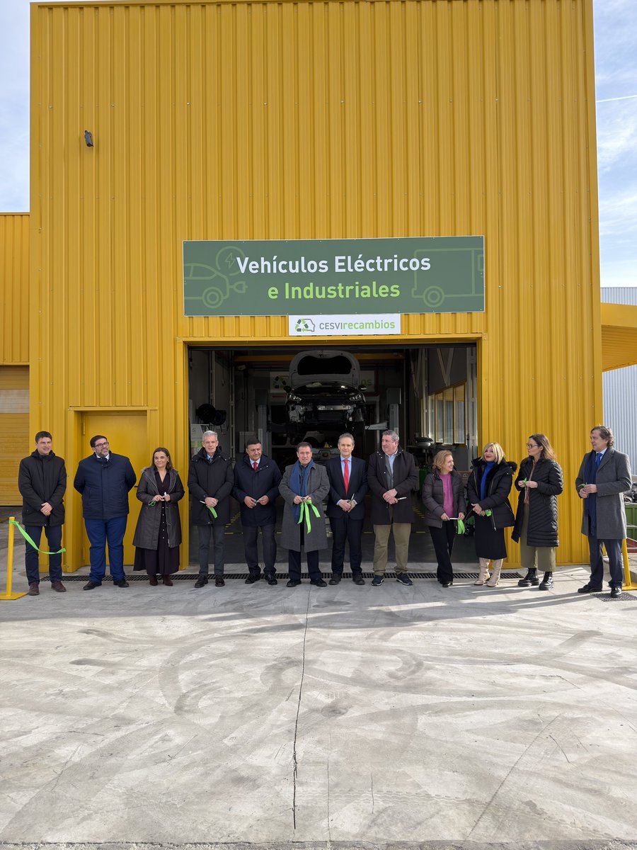 CESVIMAP's tweet image. En ella han participado representantes de las principales instituciones así como de @mapfre