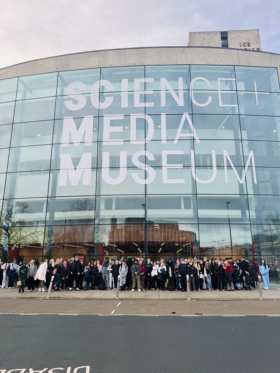 DeltaManorCroft's tweet image. Year 7 students enjoyed a Science trip at the @MediaMuseum in Bradford where they visited a range of exhibitions looking at #light and #sound. They were all brilliant and showed great #ambition.