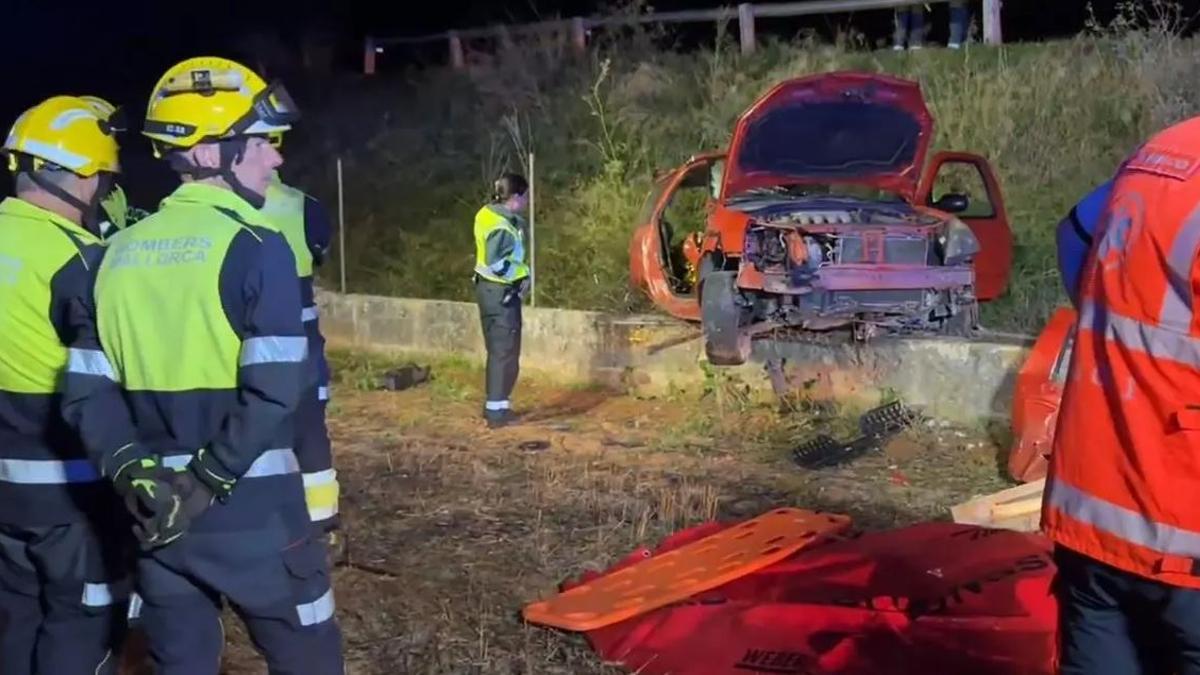 diariomallorca's tweet photo. Condenan a un conductor a 13 meses de prisión por la muerte de un joven de Lloseta al estrellarse el coche en el que viajaban contra un guardarraíl en Santa Maria 

➡️ https://t.co/fKwFbfHJTo https://t.co/NQaWJ8PYvJ