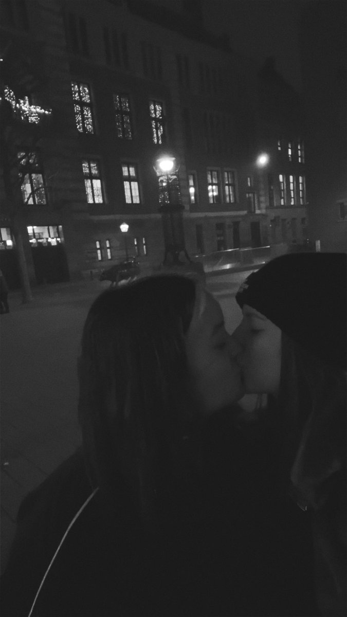 𝑦𝘢𝑧 tweet media