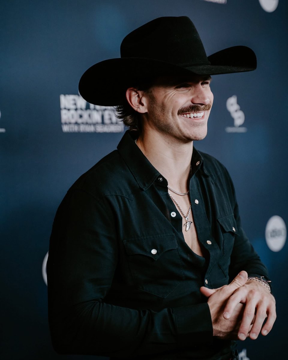 WeterTuck's tweet image. 