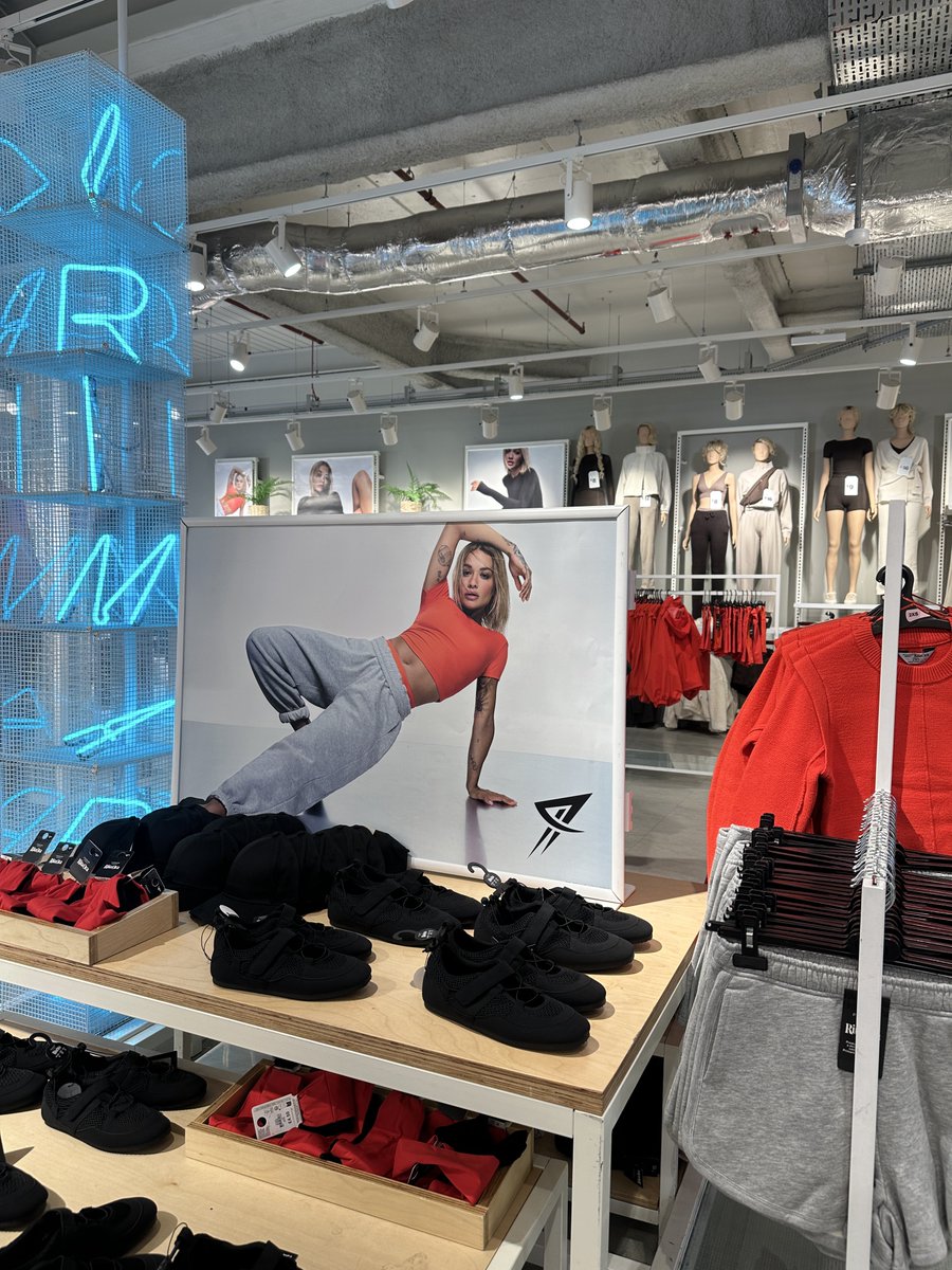 Francesca tweet media