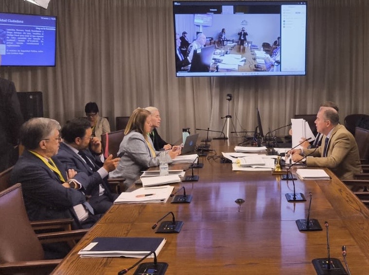 Unidad de Análisis Financiero de Chile tweet media