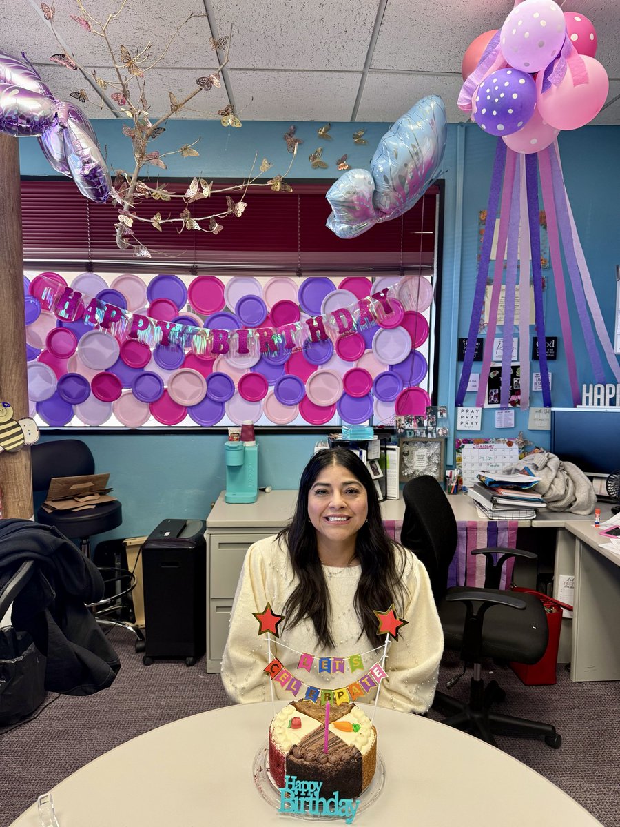 MTapia_CI's tweet photo. Happy Birthday to our very own butterfly Demi @damianamtz1 always spreading kindness, beauty, and good vibes wherever she goes! ๐ฆ๐ Hope your day was as lovely and uplifting as you are! #TeamSISD #SPEDStrong #ALLIN https://t.co/tlUpV4vr03