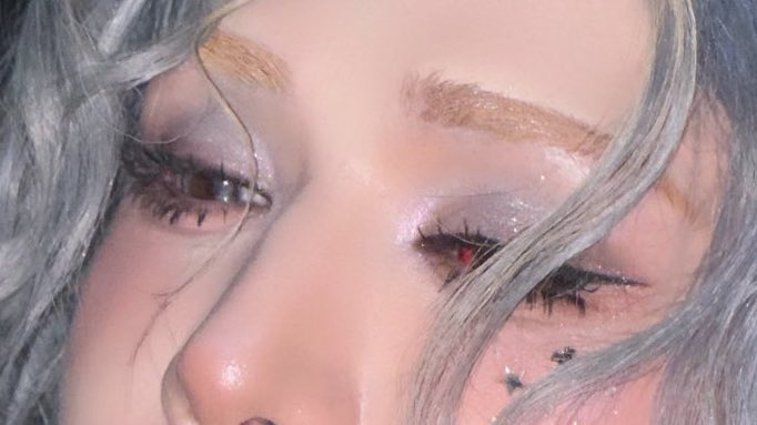 i love wumuti eyelids.