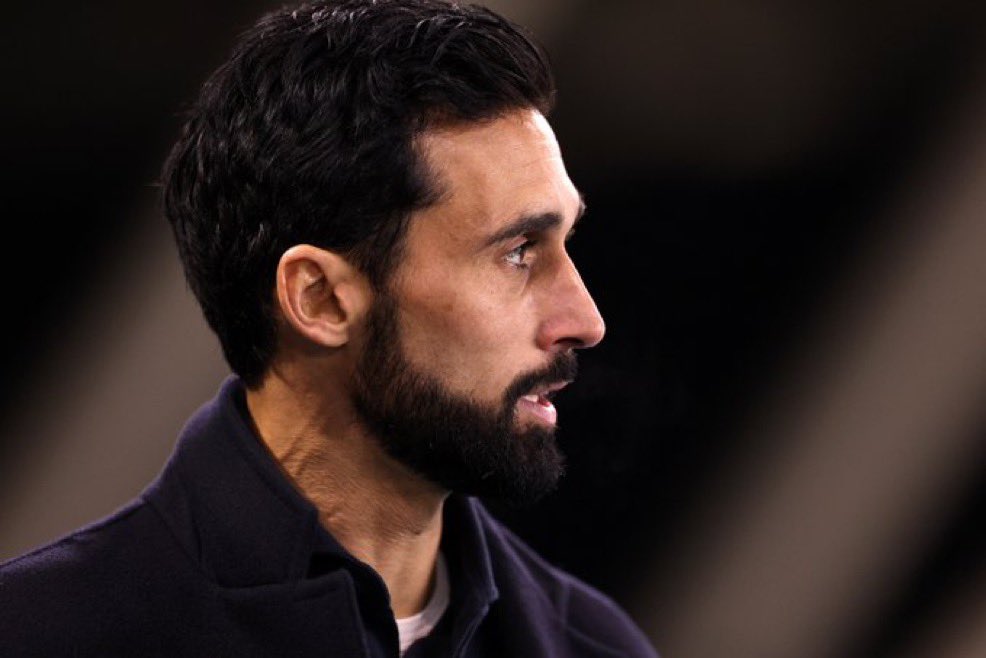 🇪🇸 Real Madrid | Álvaro Arbeloa se convierte en el nuevo entrenador del conjunto blando tras la destitución de Xabi Alonso.

Esperemos que Álvaro Arbeloa pueda contener los egos de un vestuario que se consideran más importantes que el club.

Una vez más gracias Xabi Alonso por