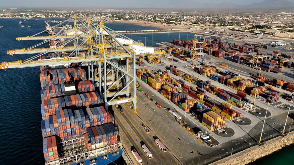 waaniye01's tweet photo. #Berbera port Somaliland https://t.co/PTKbWUCljt