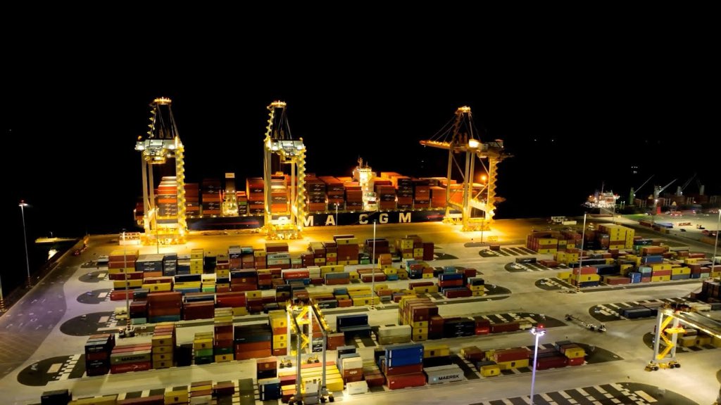 waaniye01's tweet photo. #Berbera port Somaliland https://t.co/PTKbWUCljt