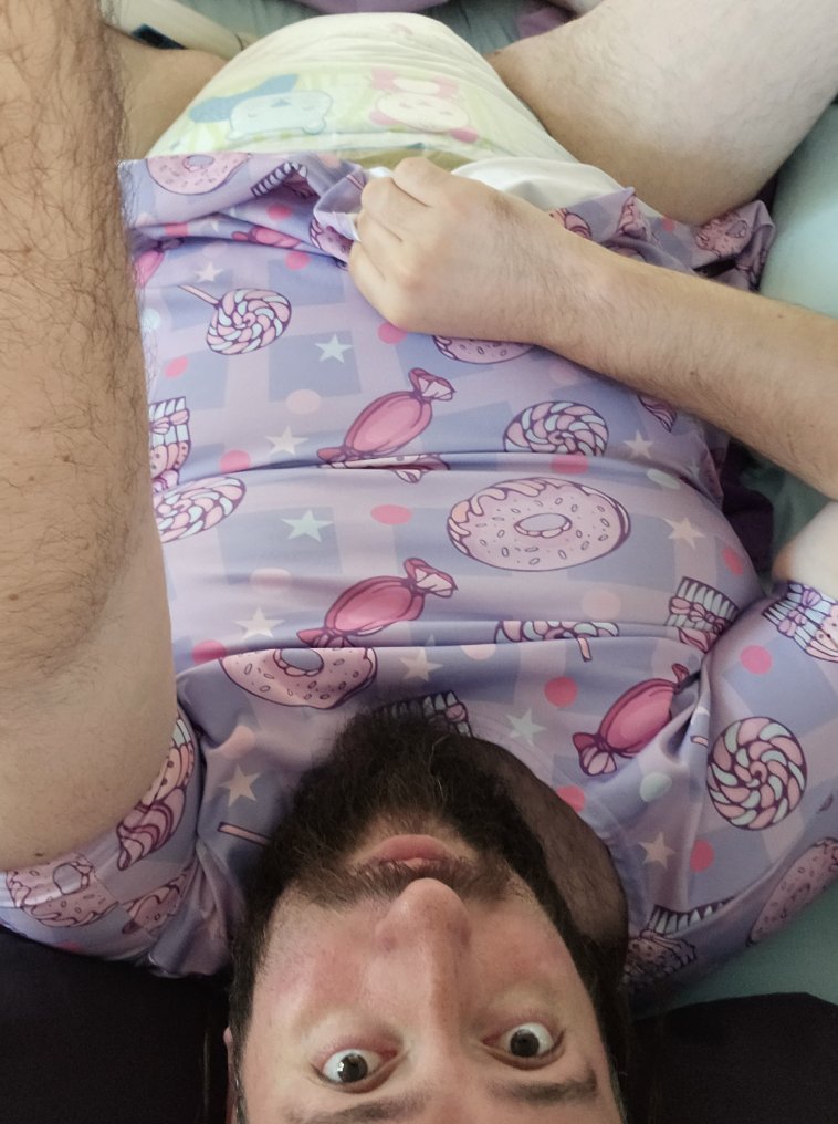 Master of Diaper Losers tweet media