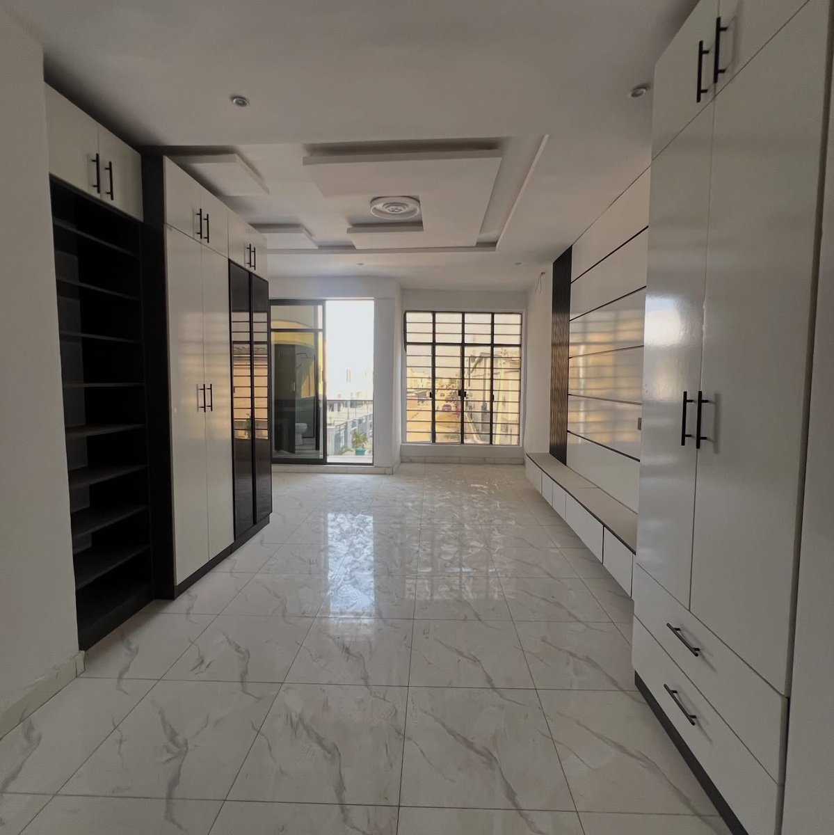 peter_overhplus's tweet photo. Look at this Beautifully Finished 4-Bedroom Semi-Detached Duplex with BQ

Price: ₦160,000,000
Location: Ikota, Lekki, Lagos, Nigeria 
Title: Certificate of Occupancy (CofO)
Approved Building Plan: Yes

For enquiries, Forward a DM or call: (+234) 09037033763, 08060090486 https://t.co/WEponpMtoY