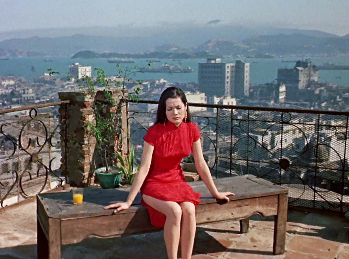 Mabellonghettl's tweet image. Nancy Kwan in "The World of Suzie Wong" 

dir. Richard Quine - 1960