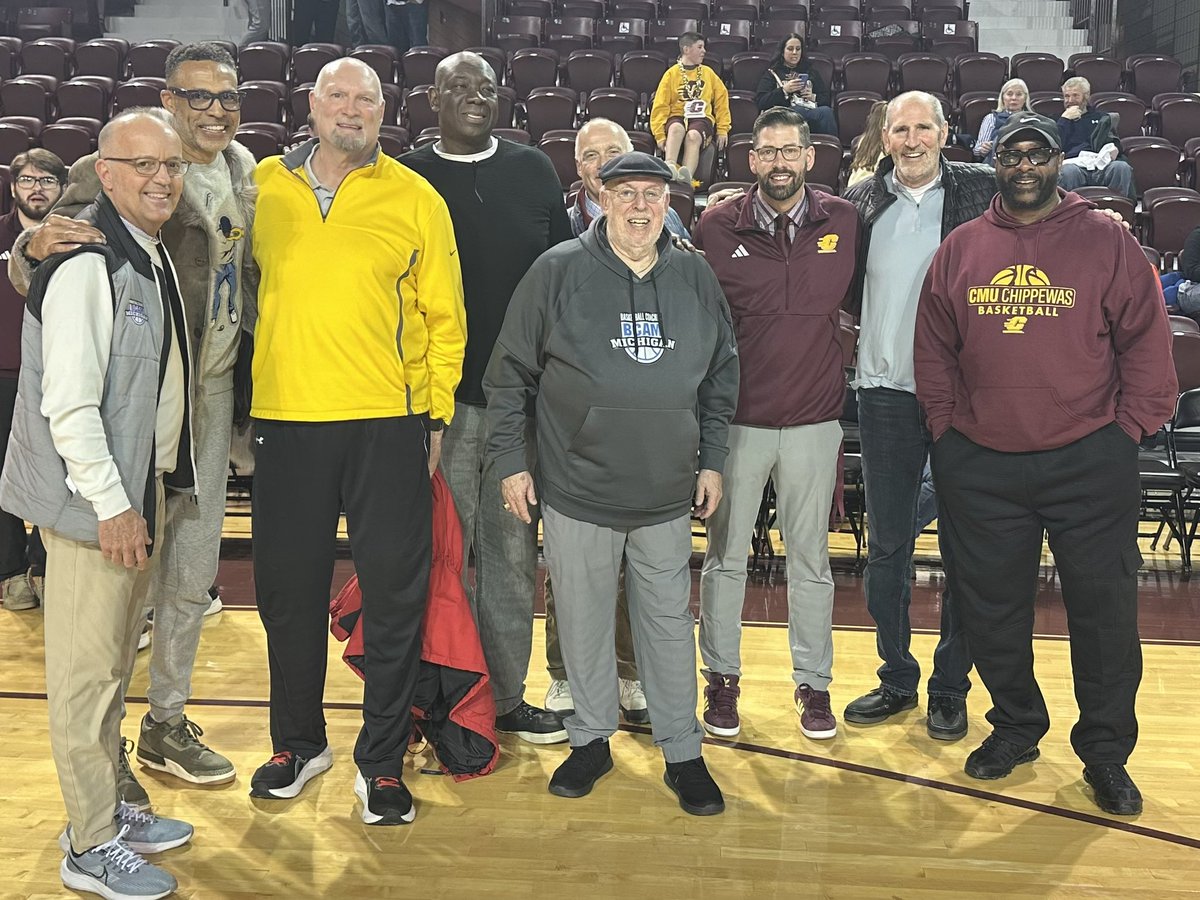 Andy Bronkema tweet media