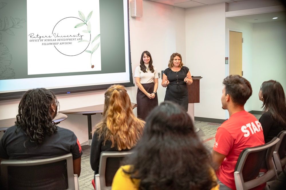 RUC Graduate School tweet media