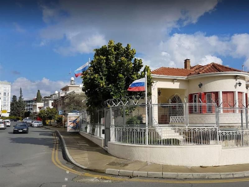 nexta_tv's tweet image. ❗️Russian Diplomat Who Died in Cyprus Was a GRU Officer

According to researcher Dmitry Khmelnitsky. Under diplomatic cover, he allegedly worked with surveillance and spy equipment linked to the embassy.

The embassy says he died on January 8, but revealed this only four days…