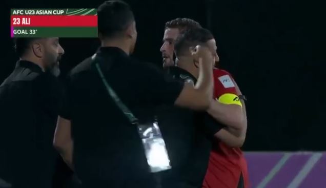 المنتخب الأولمبي يحجز بطاقة التأهل إلى دور الثمانية بعد الفوز على قيرغيرستان في بطولة كأس آسيا #عاجل 