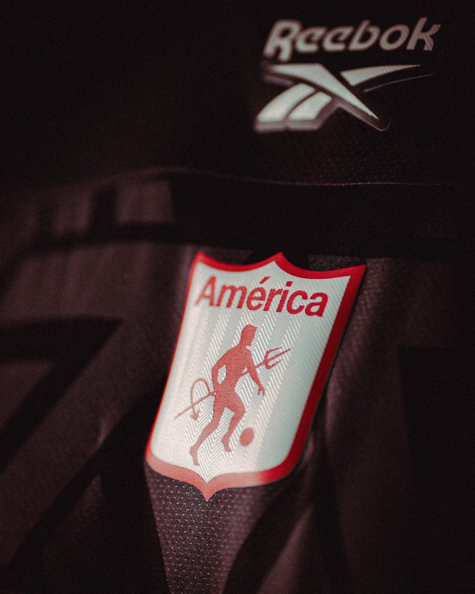 AmericadeCali's tweet photo. 👌 El negro también late y transmite poder en cada detalle. 🖤 https://t.co/8e7CvTBqeK